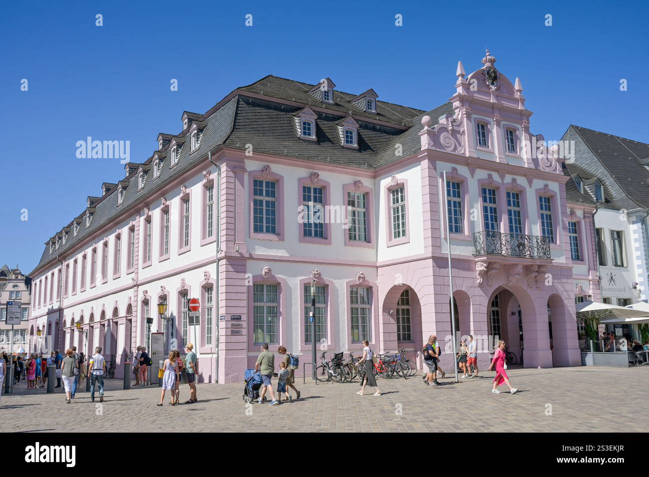 Palais Walderdorff, Domfreiheit, Trier, Rheinland-Pfalz, Deutschland *** Palais Walderdorff, Domfreiheit, Trier, Rheinland-Pfalz, Deutschland Stockfoto