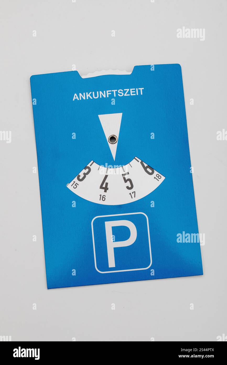Blaue und weiße Parkscheibe isoliert auf weißem Hintergrund Stockfoto