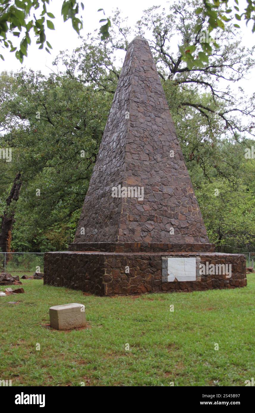 Bullard, TX, 18. September 2023: Killough Monument and Cemetery at Rain in der Nähe von Bullard Texas Stockfoto