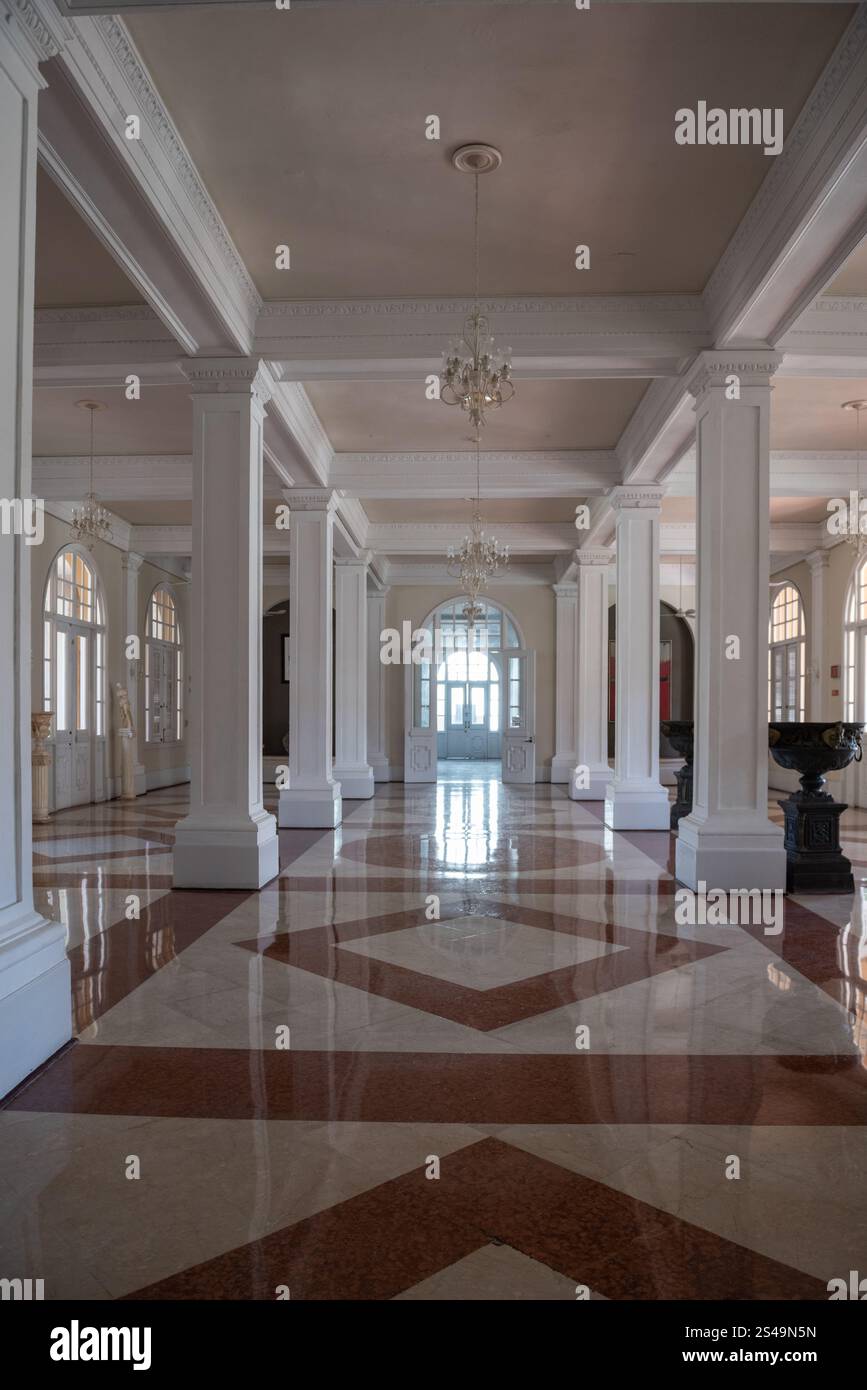 San Juan, Puerto Rico - 26. Februar 2018: Casa Olimpica, das neoklassizistische Haus, in dem sich das Olympische Komitee von Puerto Rico befindet, wurde 1913 erbaut. Stockfoto