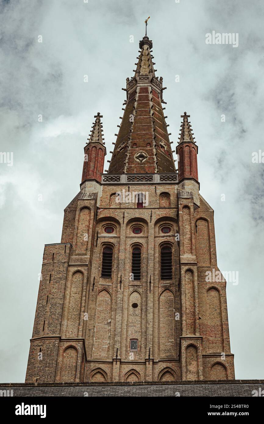 Liebfrauenkirche in Brügge Stockfoto Liebfrauenkirche in Brügge Stockfoto