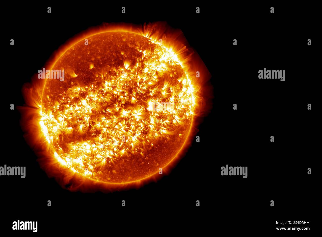 Sonne auf dunklem Hintergrund. Elemente dieses Bildes, bereitgestellt von der NASA Stockfoto