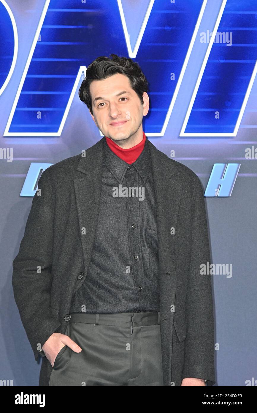 Sonic The Hedgehog 3 UK Premiere in London, Großbritannien - Ankunft mit: Ben Schwartz Wo: London, Großbritannien Wann: 10 Dez 2024 Credit: Laura Rose/WENN Stockfoto