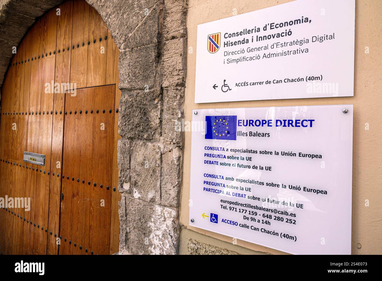 Palma de Mallorca Balearen Spain,Carrer de Can Chacon,Conselleria d’Economia Hisenda i Innovacio,Europe Direct Illes Balears,European Union se Stockfoto
