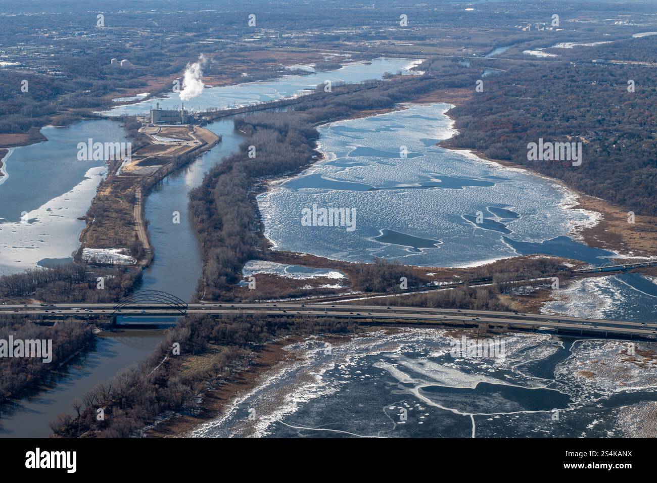 Burnsville, Minnesota. Xcel Energy Black Dog p[lant] auf dem Minnesota River. Stockfoto