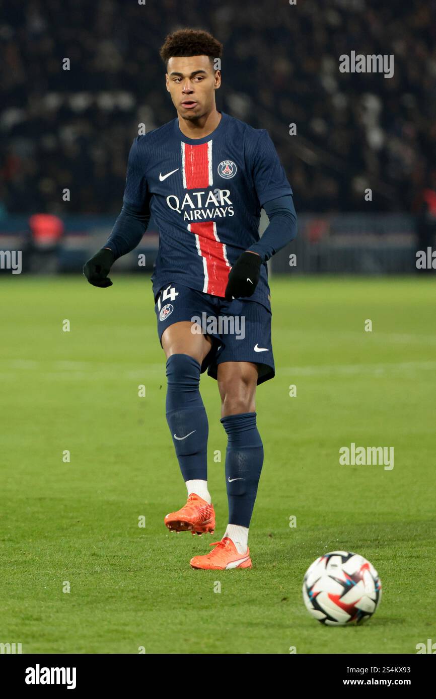 Paris, Frankreich. Januar 2025. Desire Doue von PSG während des Fußballspiels der französischen Meisterschaft Ligue 1 zwischen Paris Saint-Germain (PSG) und AS Saint-Etienne (ASSE) am 12. Januar 2025 im Parc des Princes Stadion in Paris, Frankreich - Foto Jean Catuffe/DPPI Credit: DPPI Media/Alamy Live News Stockfoto