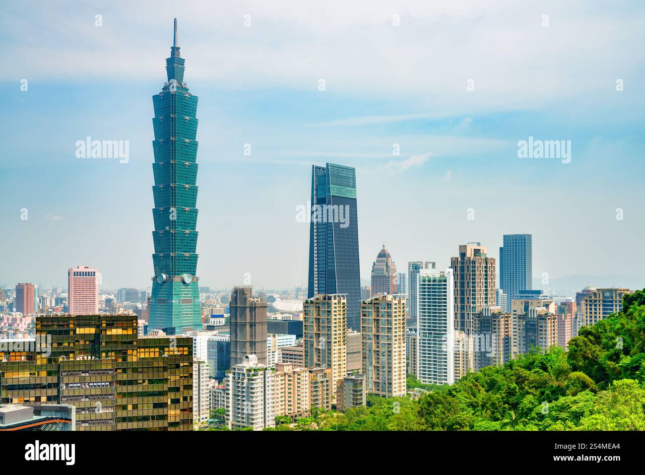 Herrlicher Blick auf Taipeh vom Gipfel des Berges, Taiwan Stockfoto