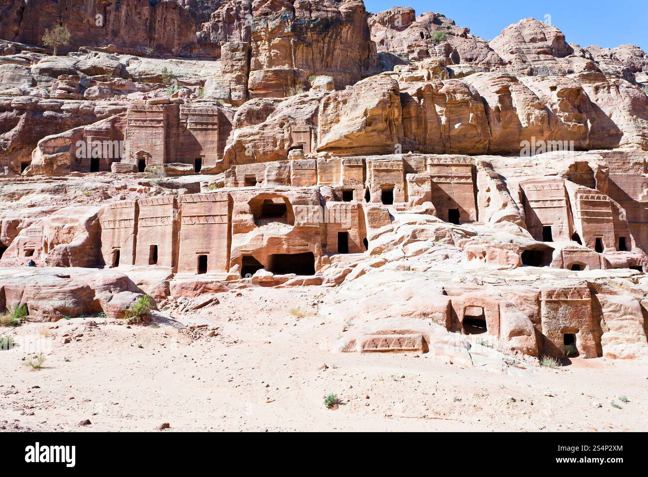 Straße von Fassaden in Stadt Petra, Jordanien Stockfoto