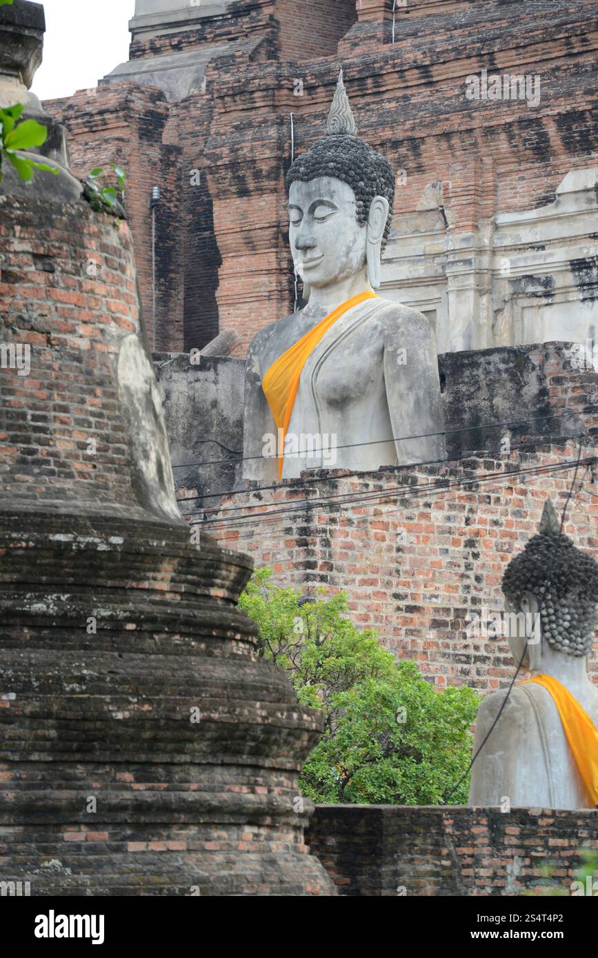 Der Wat Yai Chai Mongkol Tempel in Ayutthaya Stadt im Norden von Bangkok in Thailand, Südostasien. Stockfoto