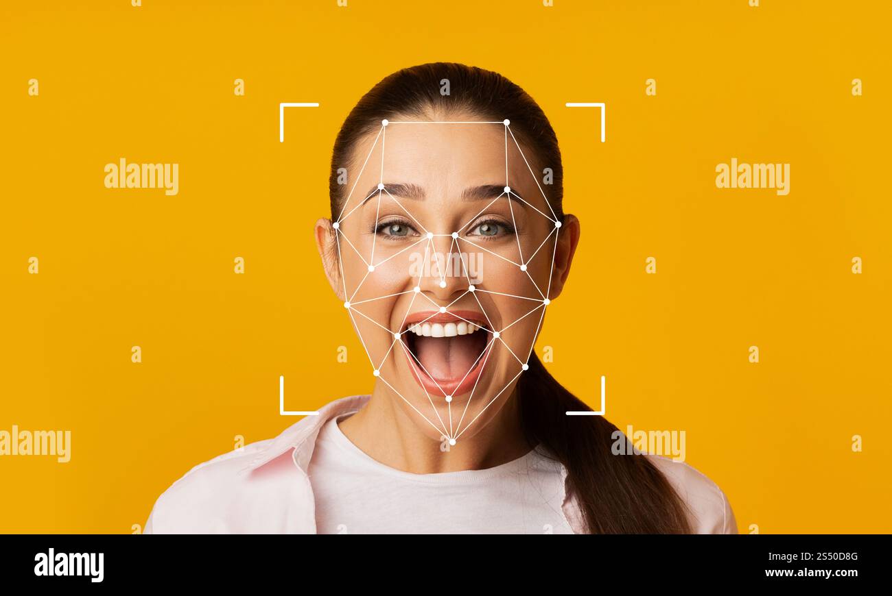 Gesichtserkennungstechnologie zeigt Begeisterung im Gesicht einer Frau Stockfoto