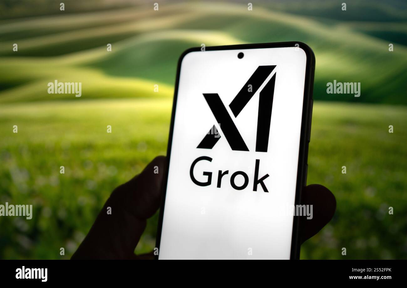 XAI und Grok – wird auf dem Mobilgerät angezeigt Stockfoto
