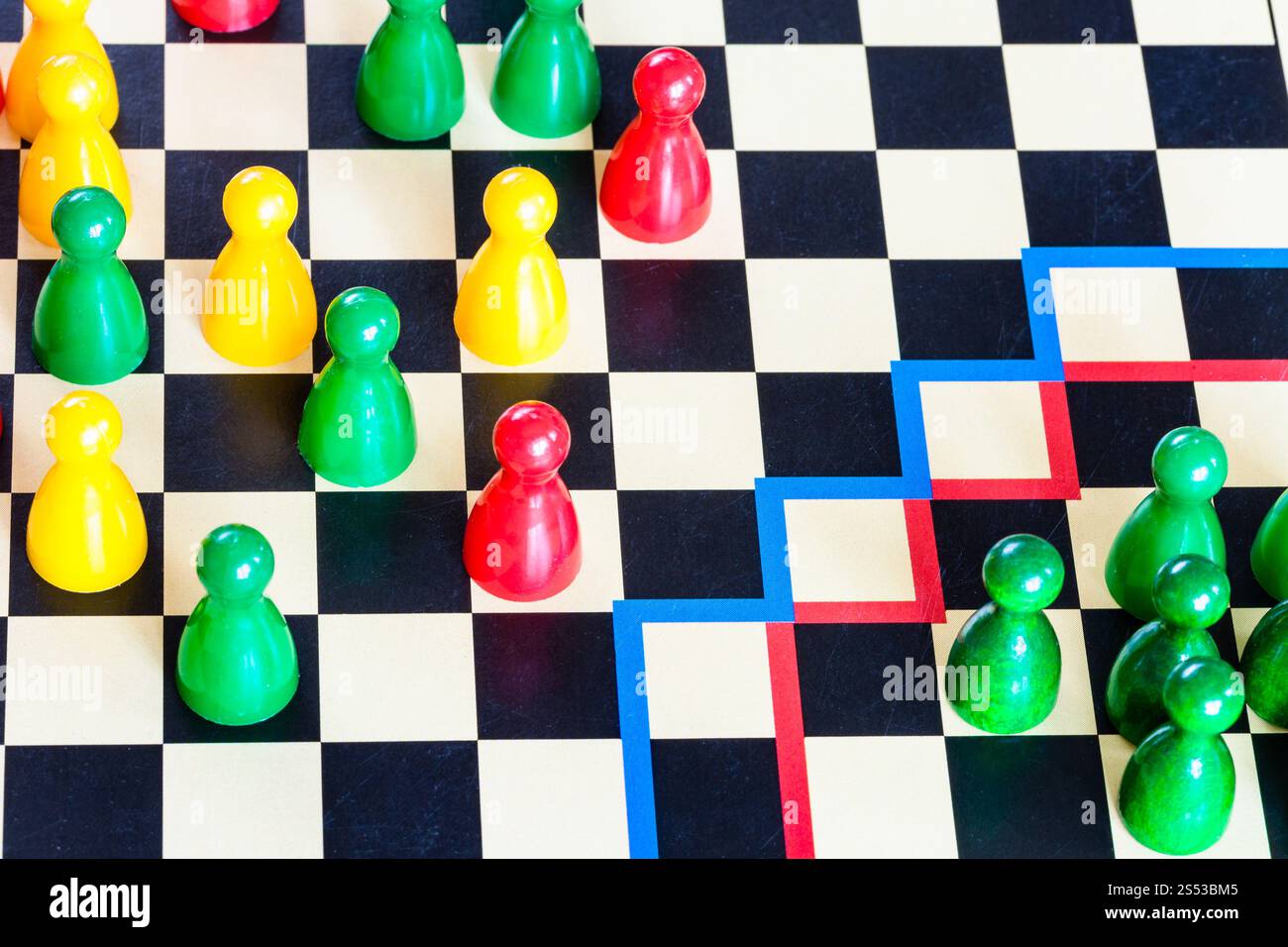 Spielfeld von Halma Strategy Board Game. Halma Brettspiel wurde von George Howard Monks in 1883-1884 erfunden Stockfoto