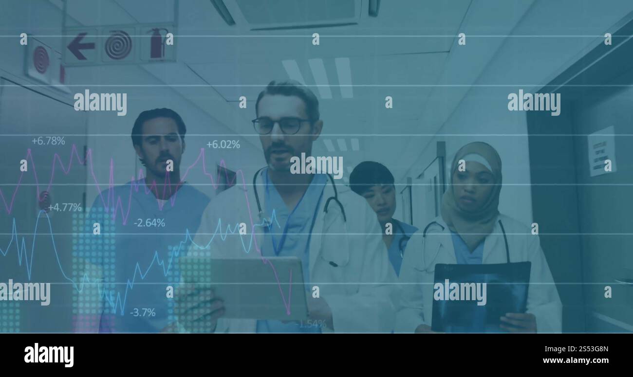 Bild der Finanzdatenverarbeitung über verschiedene Ärzte im Krankenhaus Stockfoto