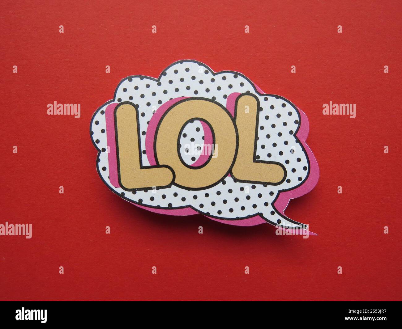 Text „LOL“ in Einer Sprechblase im Comic-Stil Stockfoto