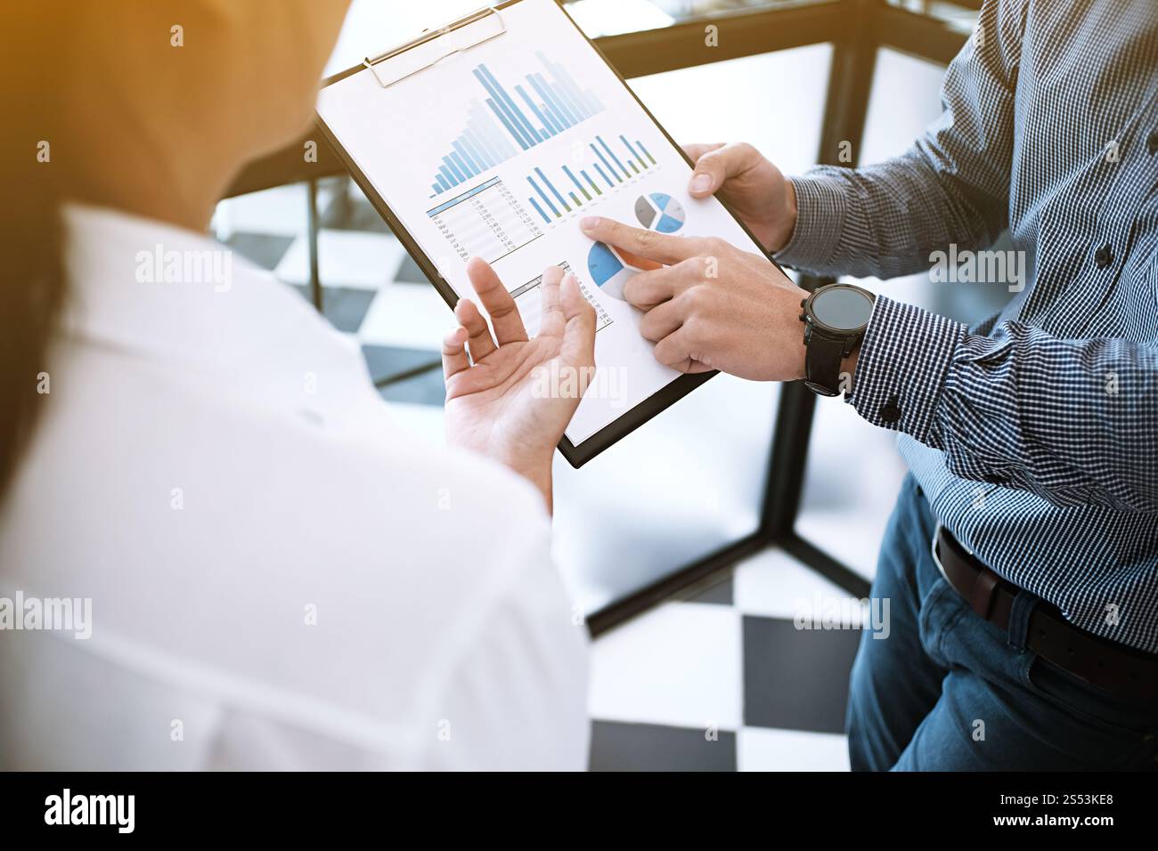 Geschäft Leute treffen Design Ideen professioneller Investor neue Start-up Projekt arbeiten. Konzept.Business Planung im Büro. Stockfoto