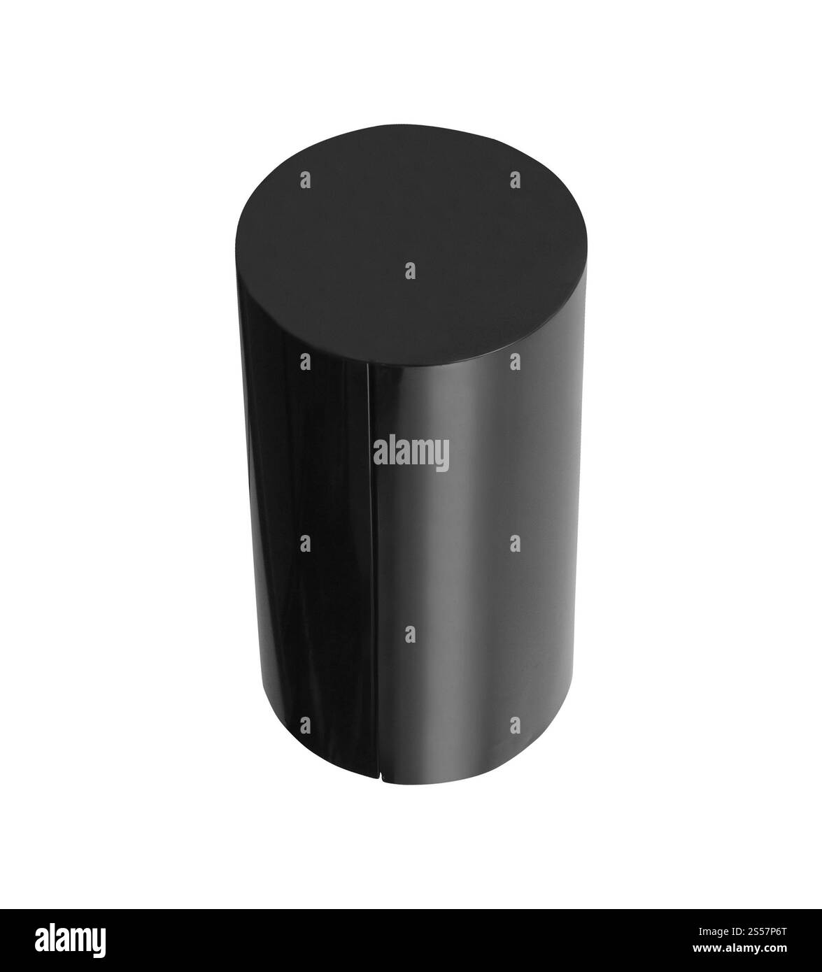 Weißer Metallschaft isoliert auf weiß. Weißer Metallschaft isoliert Stockfoto