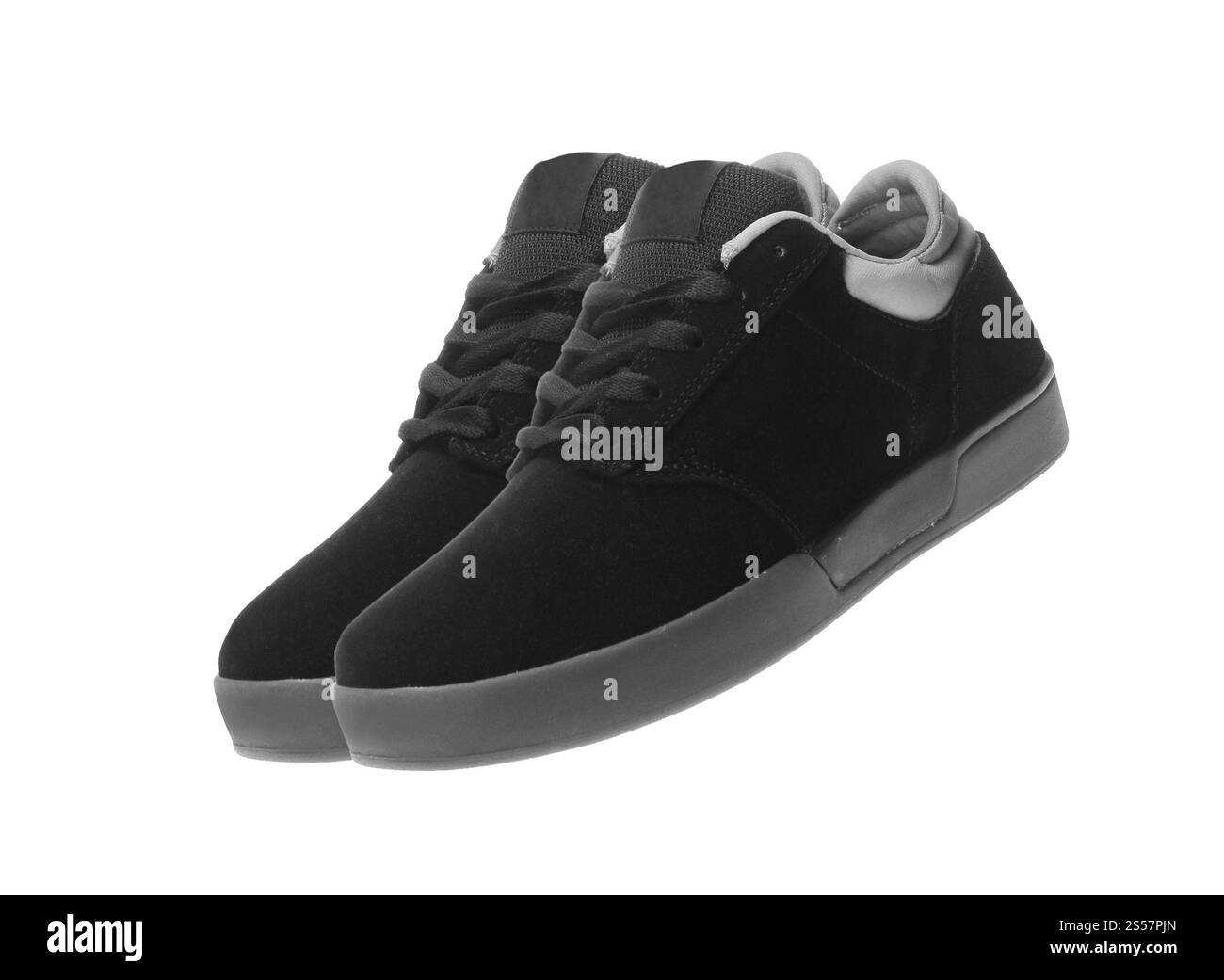 Schwarze Schuhe auf weißem Hintergrund. Schwarze Schuhe isoliert Stockfoto