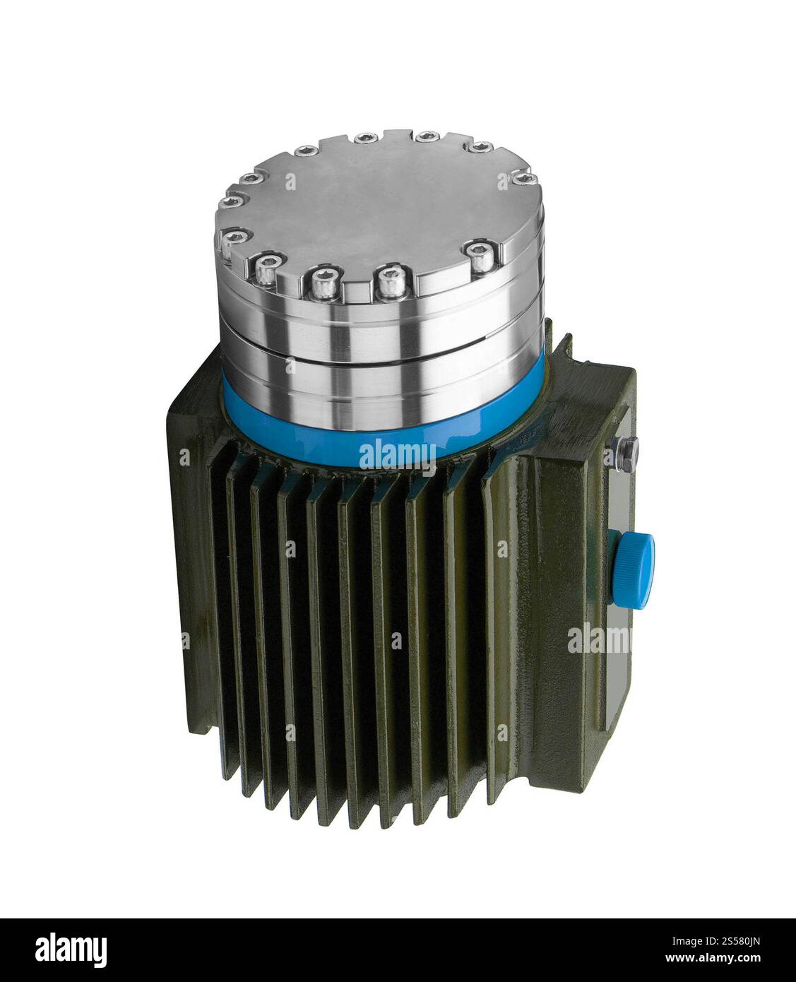Industrieller Elektromotor isoliert auf weißem Hintergrund. Industrieller Elektromotor Stockfoto