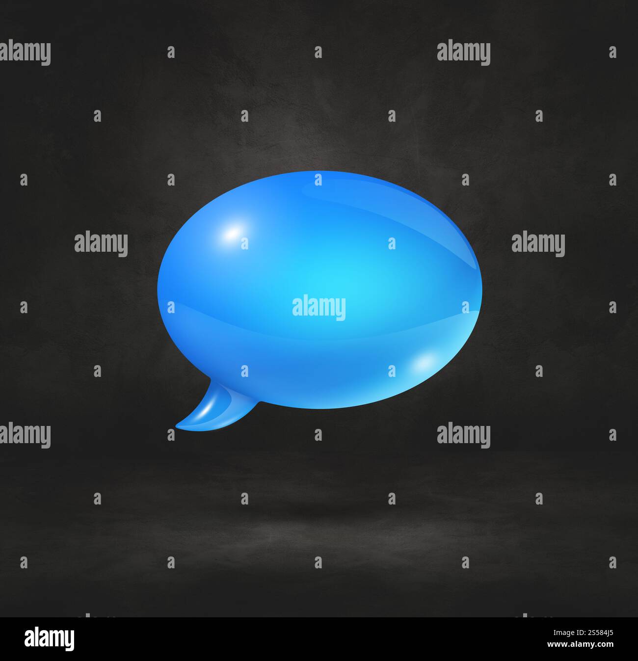 Blaue 3D-Sprechblase isoliert auf schwarzem quadratischem Hintergrund. Blaue Sprechblase auf schwarzem quadratischem Hintergrund Stockfoto