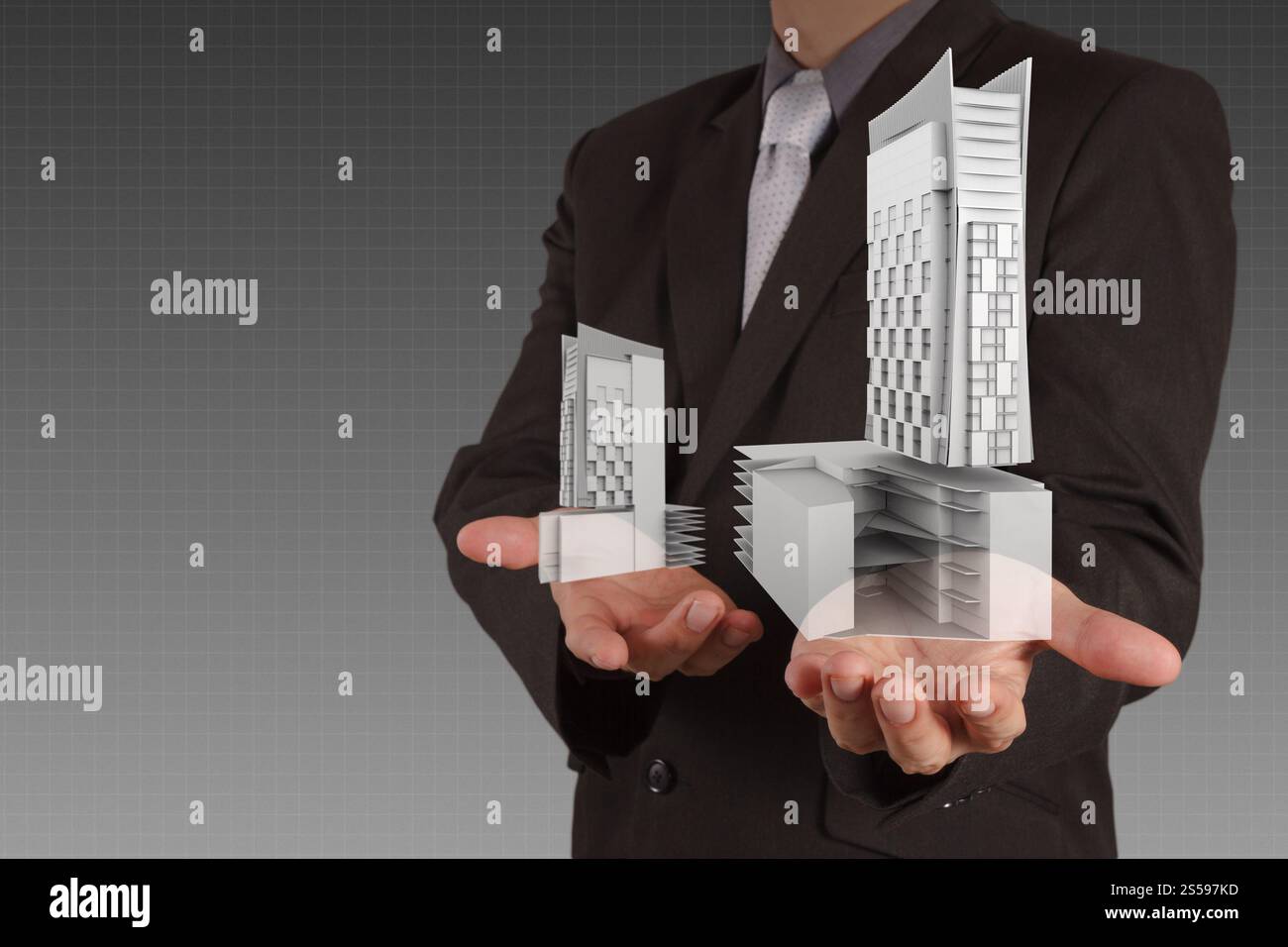 Geschäftsmann zieht Entwicklung Gebäudekonzept Stockfoto