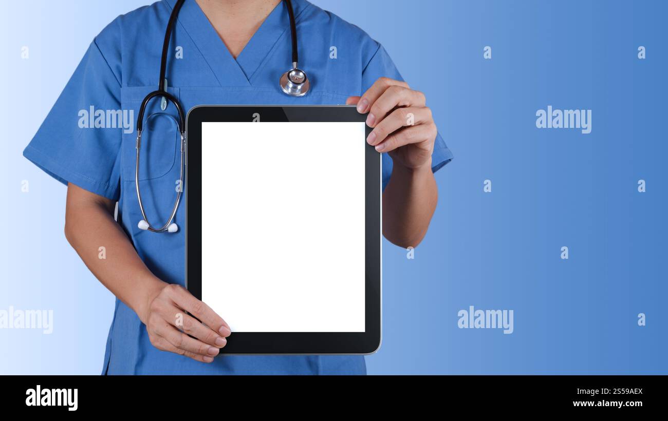 Arzt arbeitet mit Tablet Computer Hintergrund Stockfoto