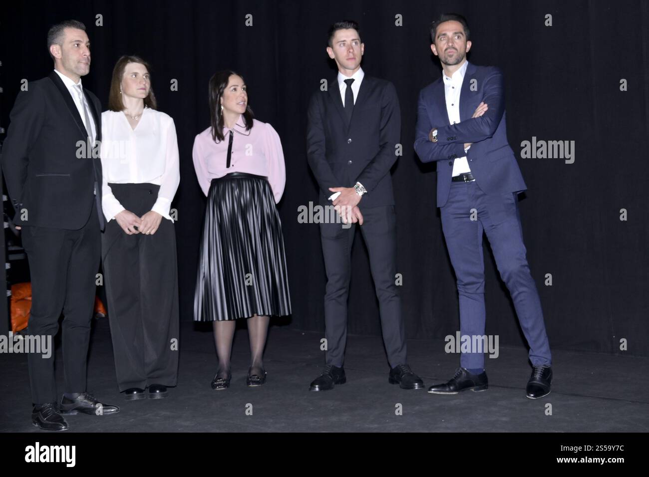 Roma, Italien. Januar 2025. Vincenzo Nibali, Elisa Longo Borghini, Marta Bastianelli, Antonio Tiberi und Alberto Contador während der Präsentation des Giro d'Italia 2025, Giro d'Italia Rennen in Roma, Italien, 13. Januar 2025 Credit: Independent Photo Agency/Alamy Live News Stockfoto