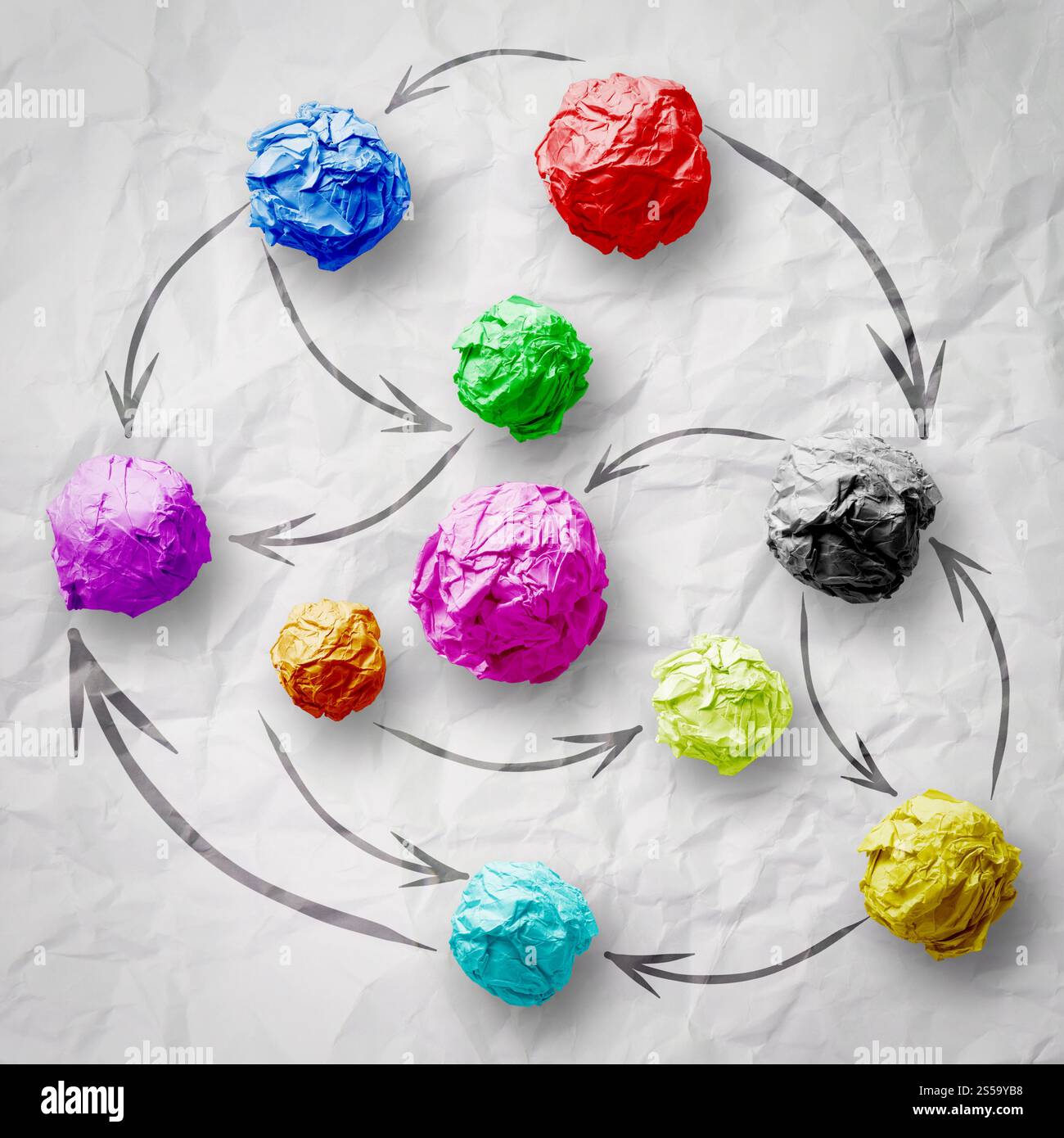 zerknittertes Papier Farben als soziales Netzwerkstruktur auf faltige Papier Kreativkonzept Stockfoto