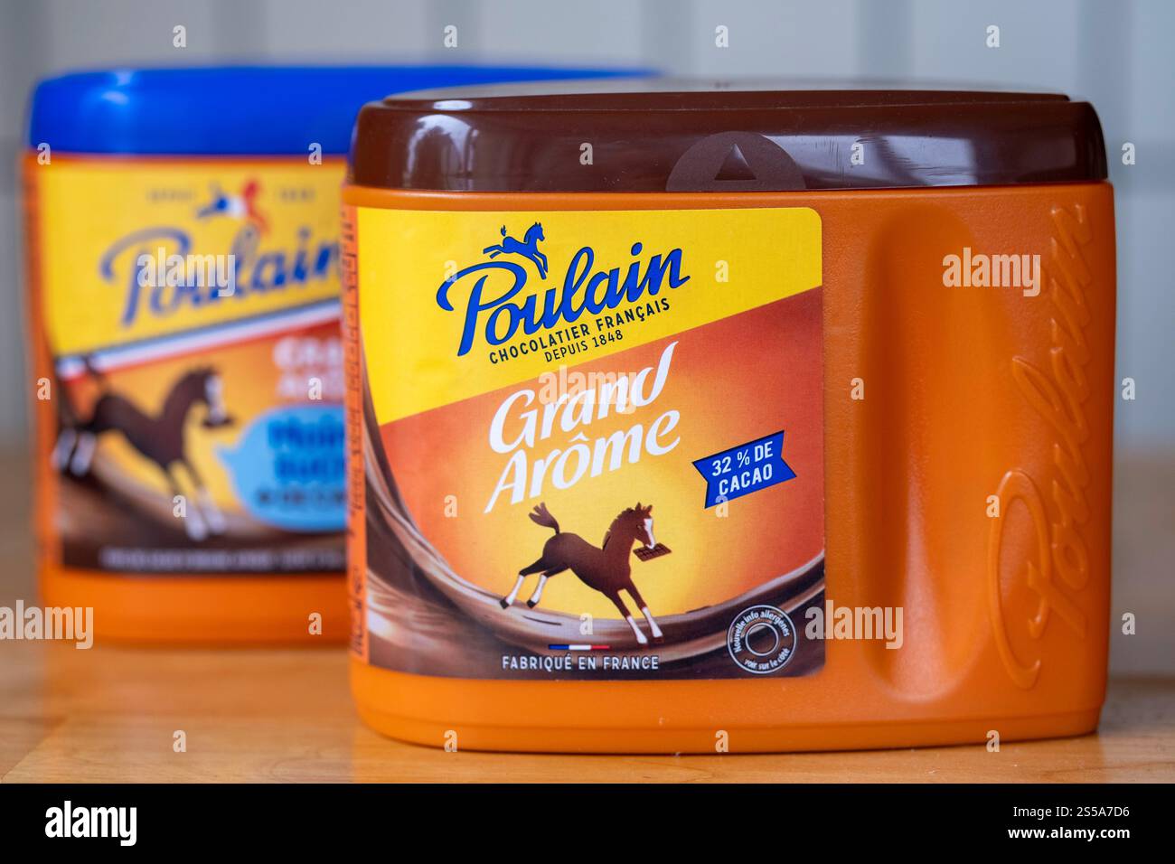 Villebarou, bei Blois, im Departement Loir-et-Cher (Mittel-Nord-Frankreich): Chocolat Poulain, Schachtel Kakaopulver zur Herstellung von heißer Schokolade. Das KIS Stockfoto