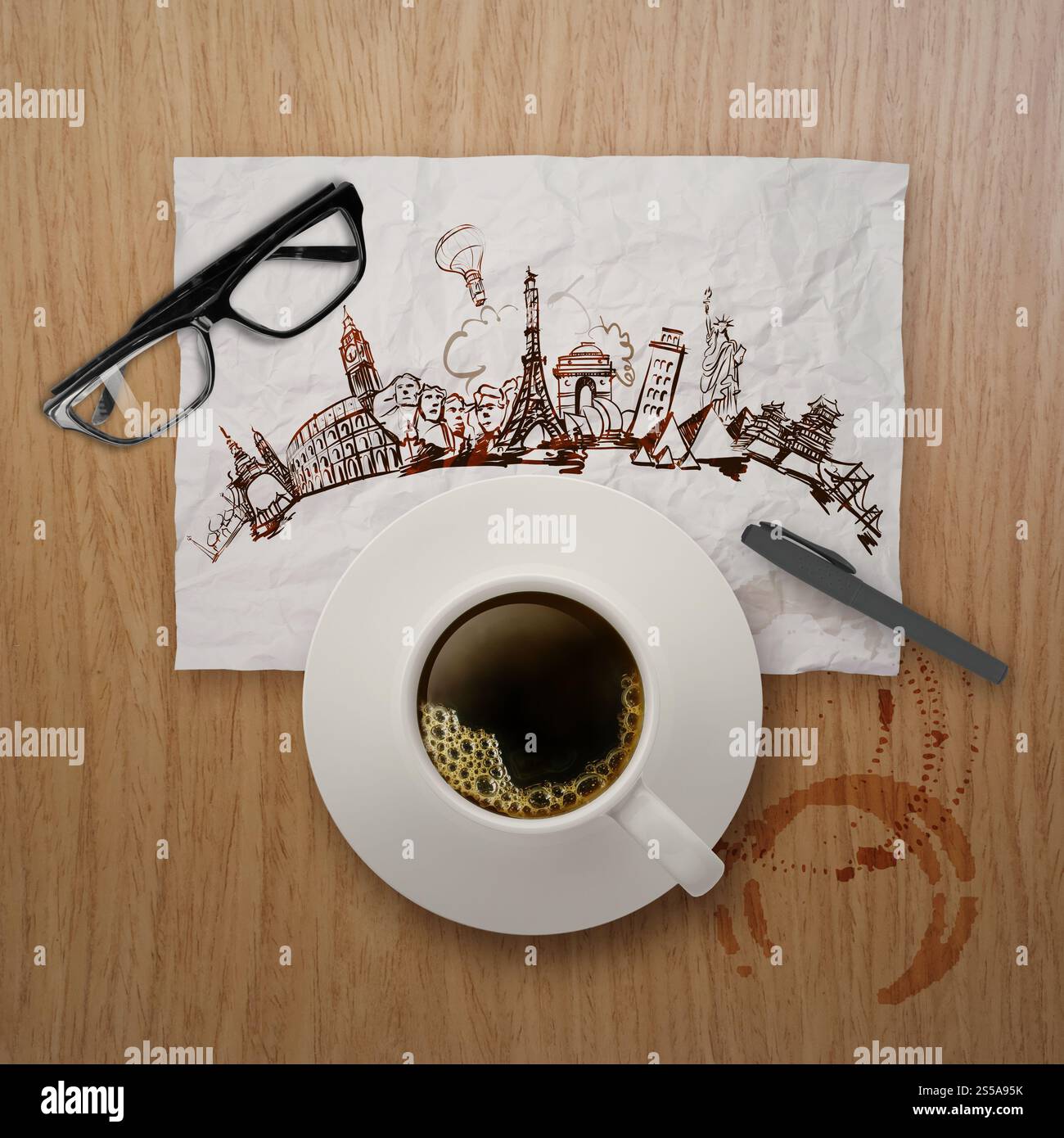 3D Tasse Kaffee auf der ganzen Welt unterwegs, zerknittertes Papier und Holz Hintergrund als Konzept Stockfoto