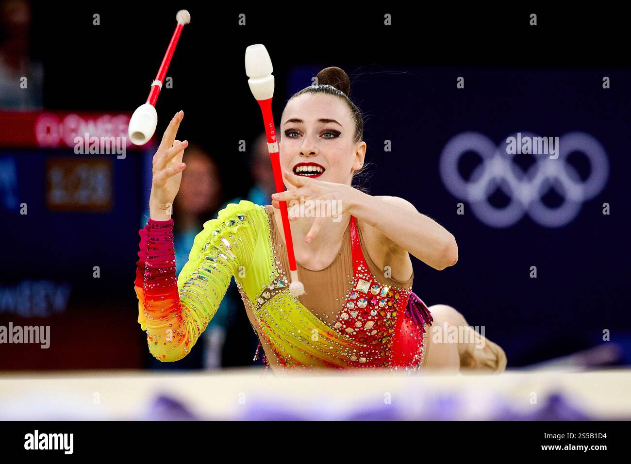 PARIS, FRANKREICH - 8. AUGUST 2024: Darja Varfolomev. Die individuelle Rundum-Qualifikation der Rhythmischen Gymnastik während der Olympischen Spiele 2024 in Paris AT Stockfoto