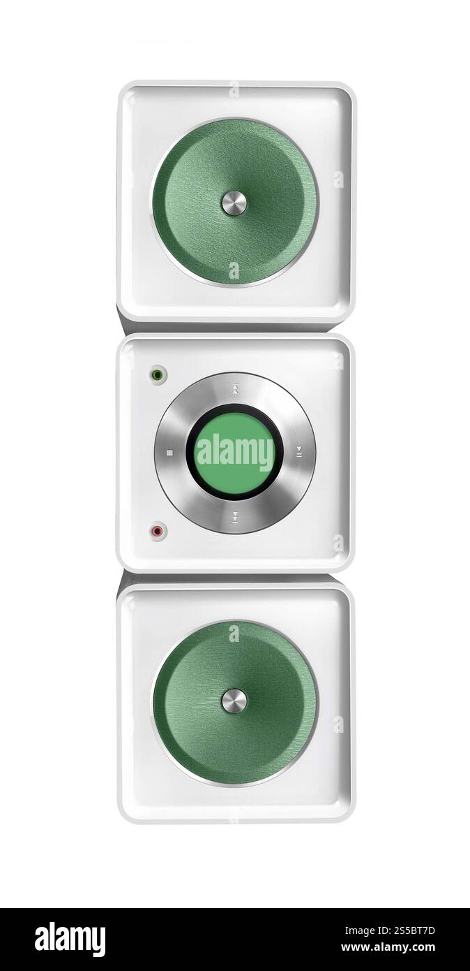 hifi-Player mit isolierten Lautsprechern auf weißem Hintergrund. hifi-Player mit isolierten Lautsprechern auf weiß Stockfoto