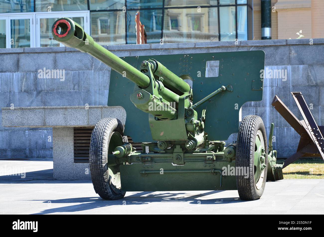 Foto eines tragbaren Waffen der Sowjetunion der Zweite Weltkrieg, in dunklem grün lackiert Stockfoto