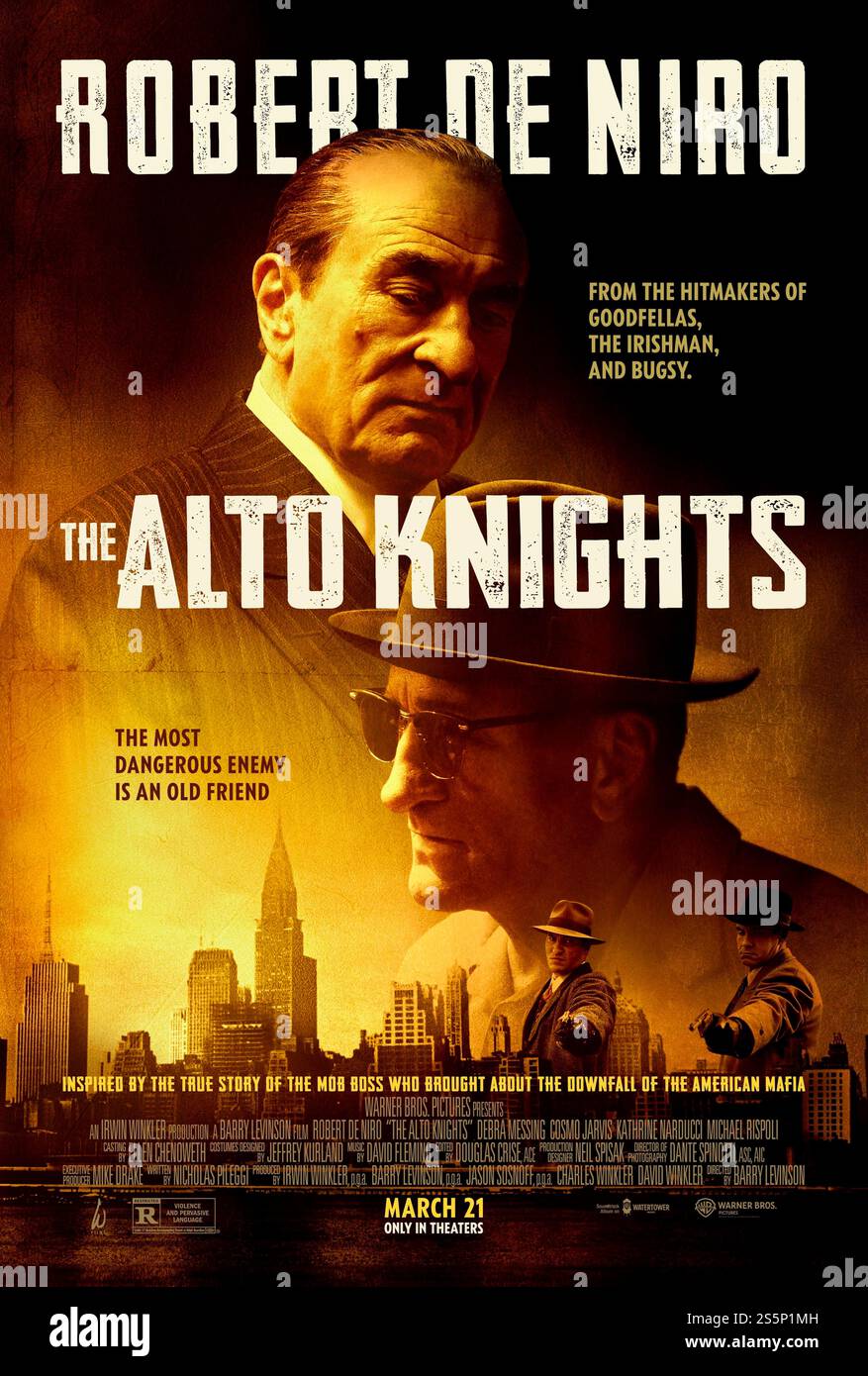 The Alto Knights (2024) von Barry Levinson mit Robert de Niro, Cosimo Jarvis und Kathrine Narducci. Ein mächtiger Mafia-Chef wird von seiner eigenen Organisation verraten, während er mit dem FBI zusammenarbeitet, um die amerikanische Mafia zu stürzen. US-Poster NUR FÜR REDAKTIONELLE ZWECKE. Quelle: BFA / Warner Bros Stockfoto