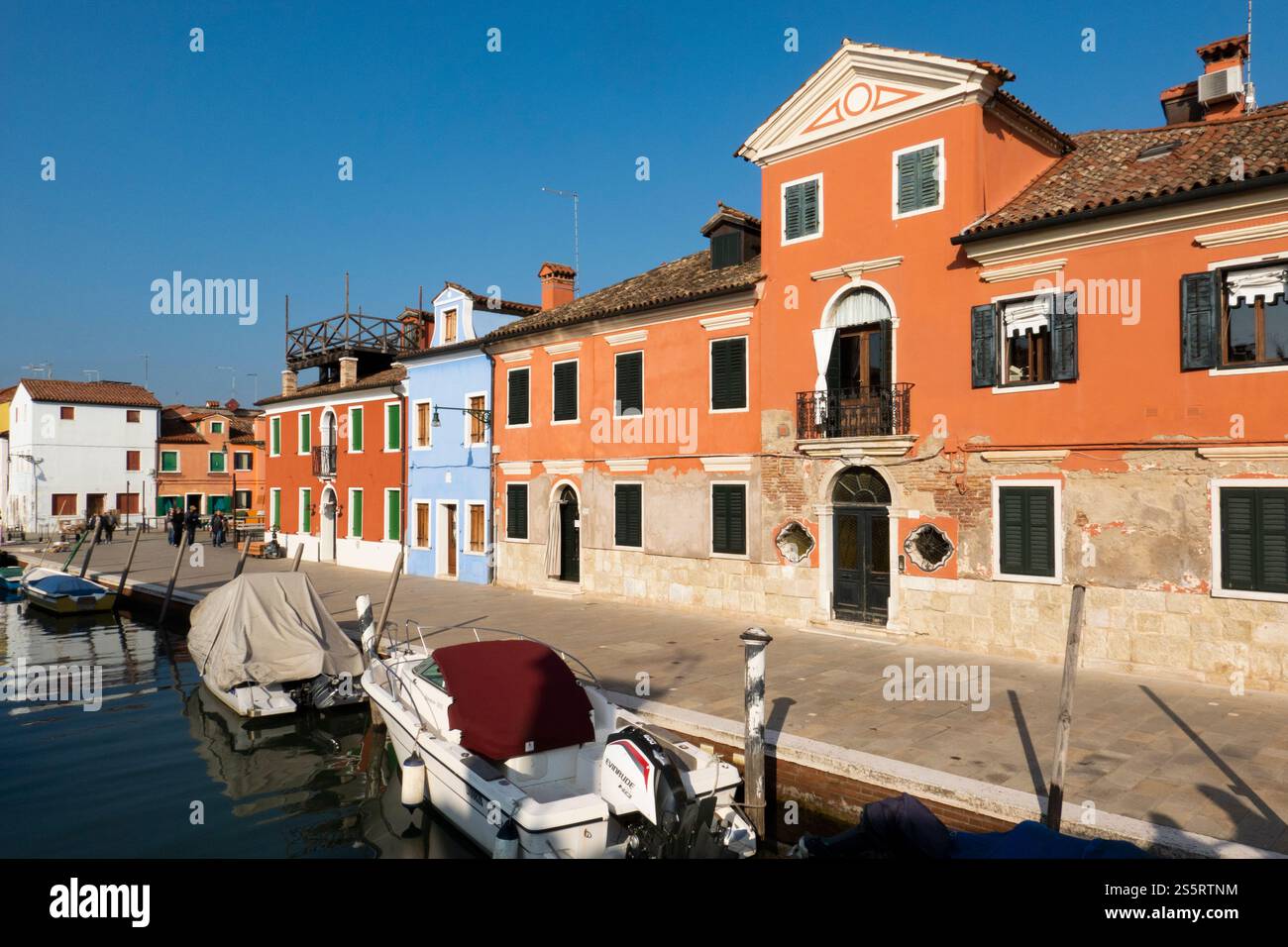Häuser in Burano, in der Nähe von Venedig, Italien Stockfoto
