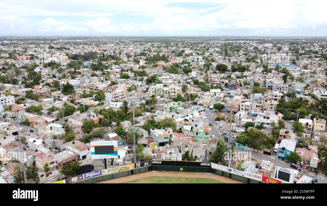 Luftaufnahme des Slums von san pedro de macoris, schöner sonniger Tag Stockfoto