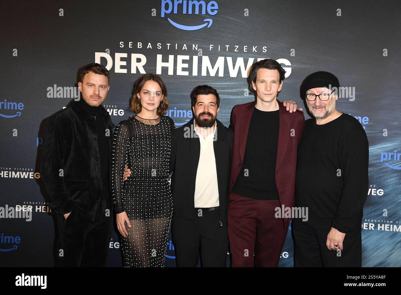 Friedrich Muecke, Luise Heyer, Adolfo Kolmerer, Sabin Tambrea und Rainer Bock bei „der Heimweg“ Filmpremiere am 14.01.2025 in Berlin Stockfoto