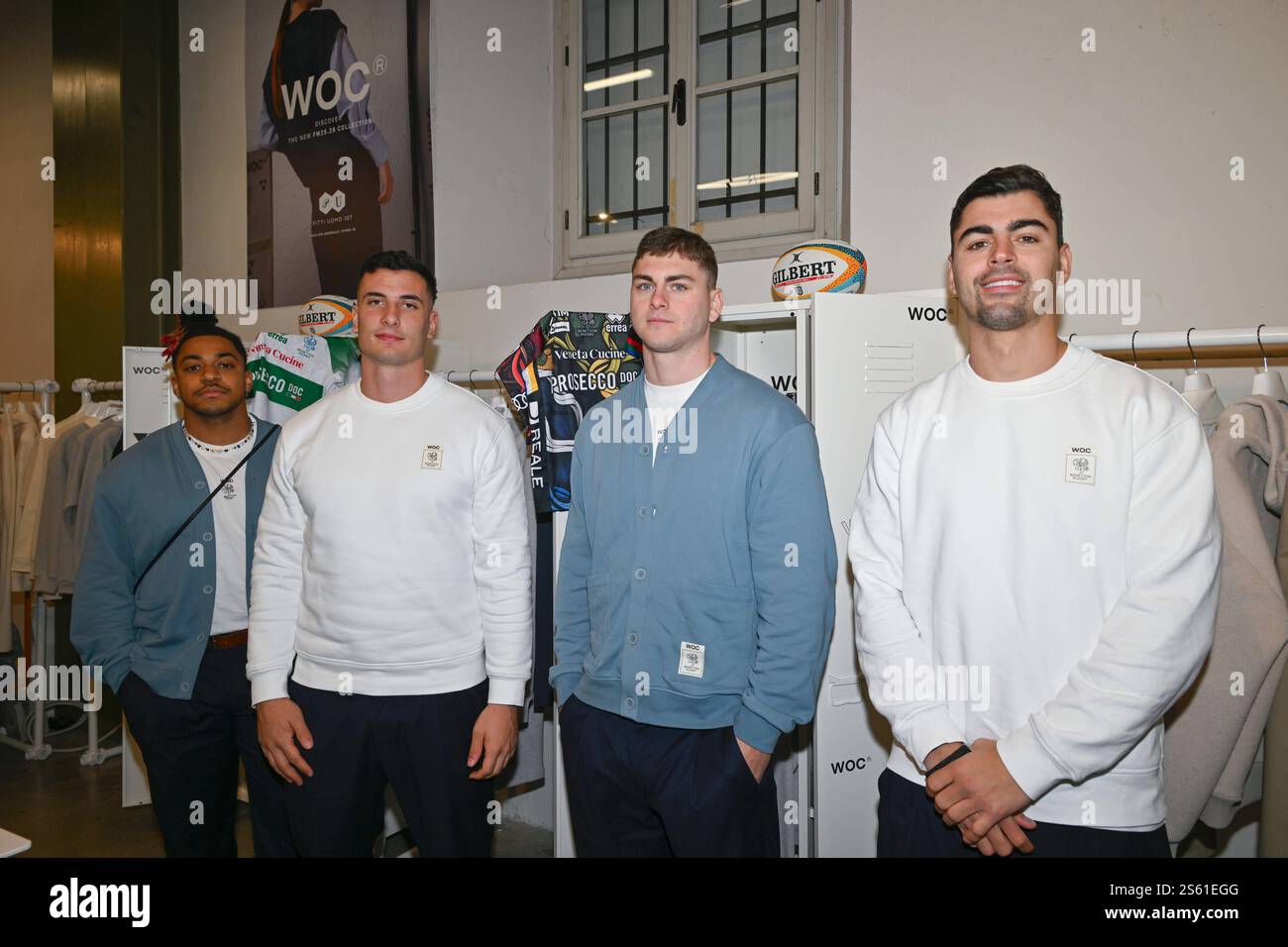 News - Pitti immagine Uomo Benetton Rugby Treviso Spieler bei Pitti immagine Uomo 107 während Pitti immagine Uomo, News in Florenz, Italien, 15. Januar 2025 Florence Fortezza da Basso Italien Copyright: XLisaxGuglielmix/xLiveMediax LPN 1687806 Stockfoto