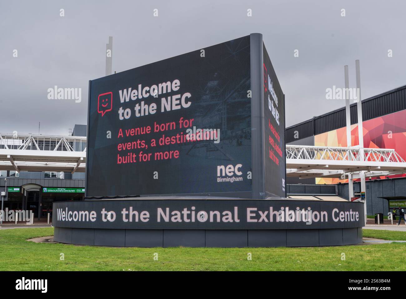 NEC - Messezentrum, Birmingham/Coventry UK. National Exhibition Centre. Digitales Begrüßungsschild Stockfoto
