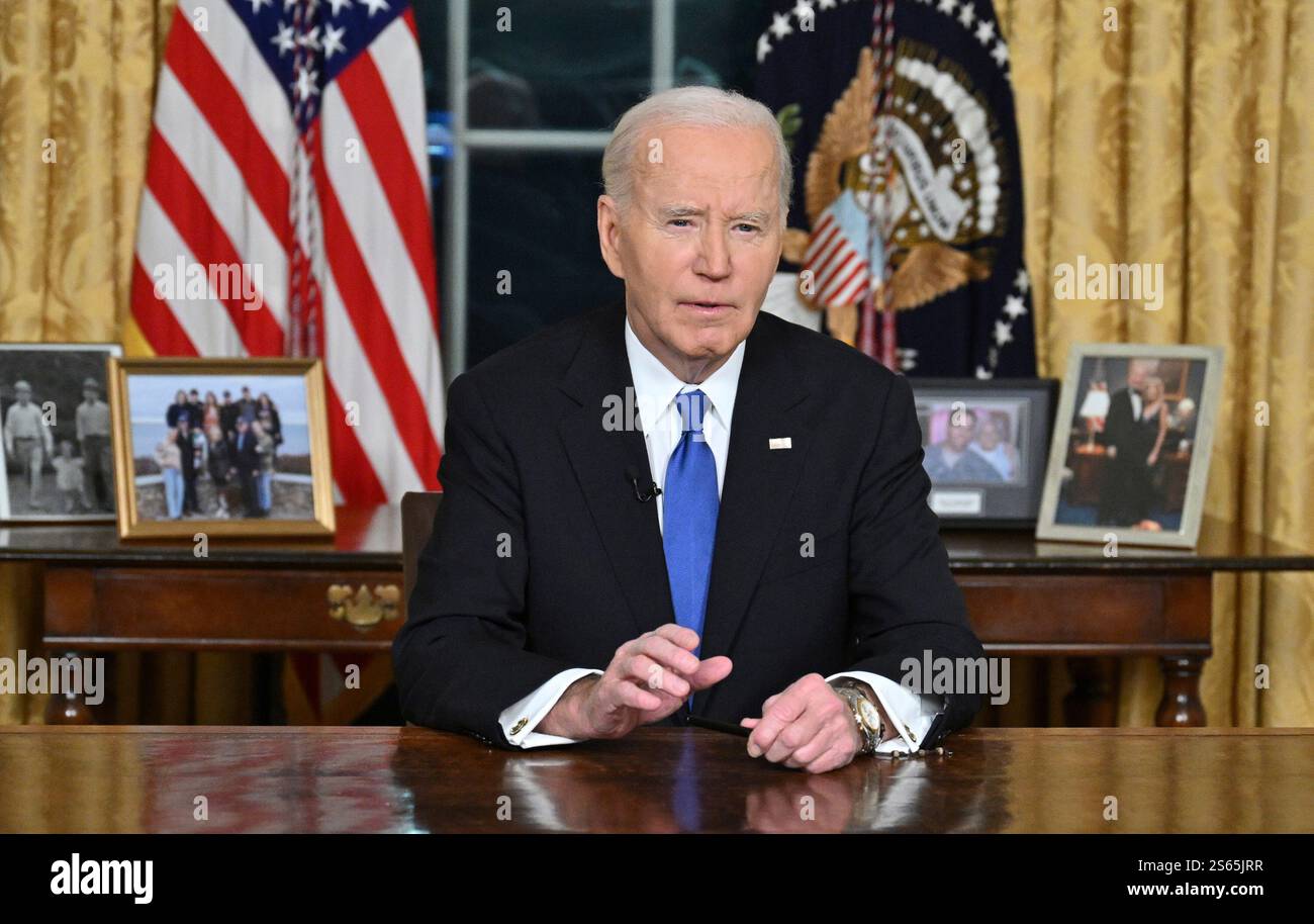 Washington, DC, 15. Januar 2025. US-Präsident Joe Biden hält am 15. Januar 2025 seine Abschiedsrede vor der Nation vom Oval Office des Weißen Hauses in Washington, DC. (Foto: Mandel NGAN/POOL/AFP) Credit: dpa/Alamy Live News Stockfoto