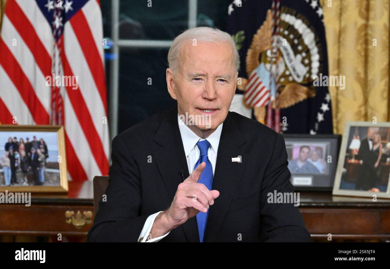 Washington, DC, 15. Januar 2025. US-Präsident Joe Biden hält am 15. Januar 2025 seine Abschiedsrede vor der Nation vom Oval Office des Weißen Hauses in Washington, DC. (Foto: Mandel NGAN/POOL/AFP) Credit: dpa/Alamy Live News Stockfoto