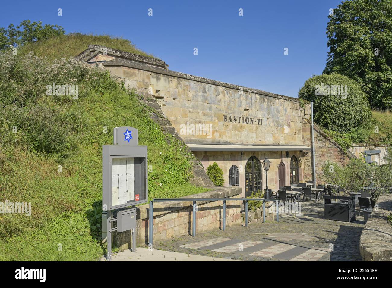Restaurant Delphi in den Kasematten, Bastion VI, alte Festung, Anton Merziger Ring, Saarlouis, Saarland, Deutschland, Europa Stockfoto