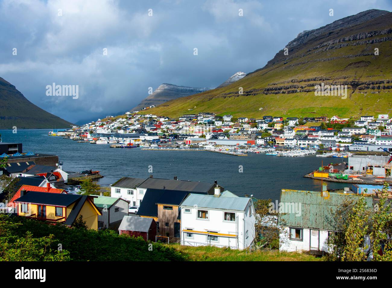 Stadt Klaksvik - Färöer Inseln Stockfoto