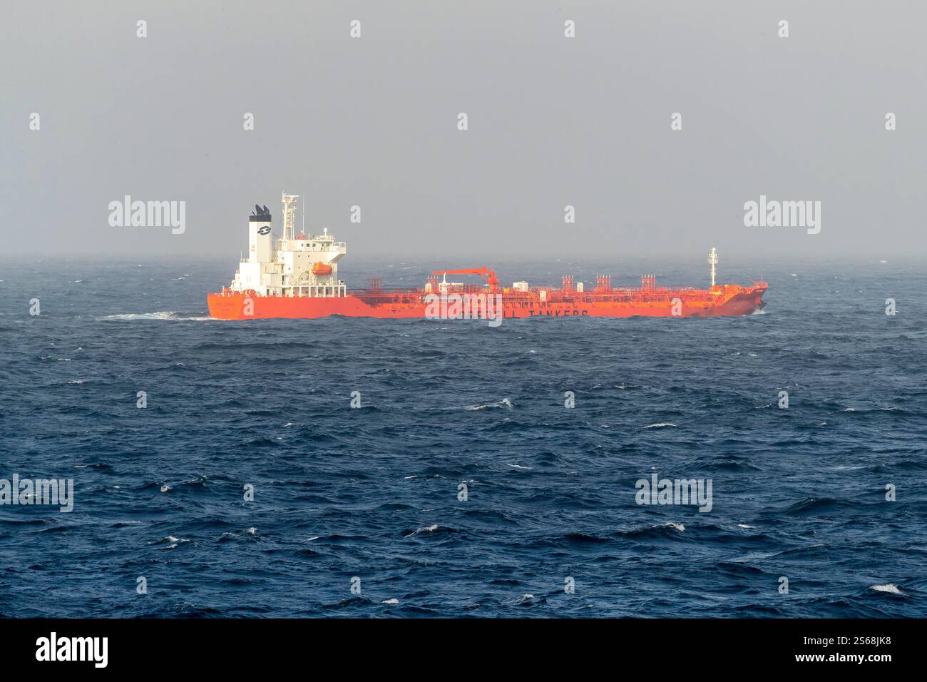 BOW LEOPARD (IMO 9952165, MMSI 563188400) ist ein Tanker für Chemikalien und Ölprodukte, Stockfoto