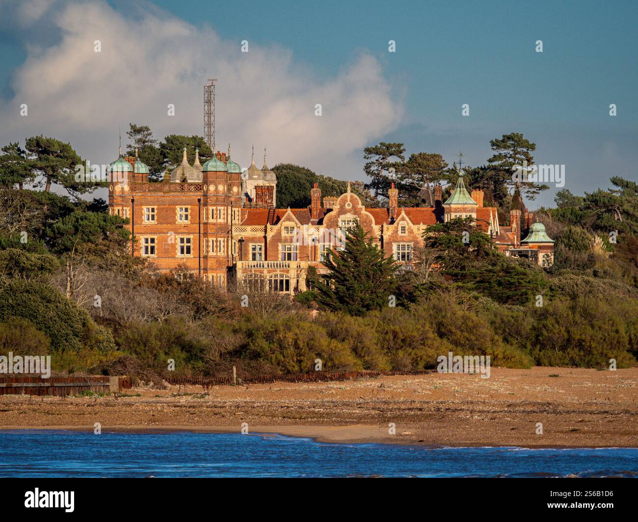 Bawdsey Manor in Bawdsey, Suffolk, Großbritannien. Baujahr 1886. Forschungsstation zur Entwicklung des Radarsystems Chain Home RDF ab 1936. Bis 90er Jahre 2017 PGL Travel Ltd Stockfoto