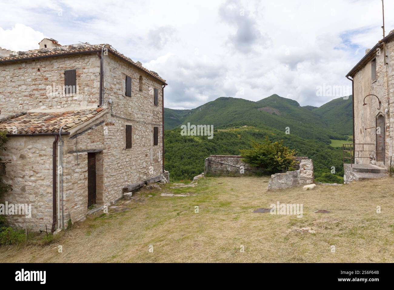 Ein Bild von Elcito in Italien Marken Stockfoto