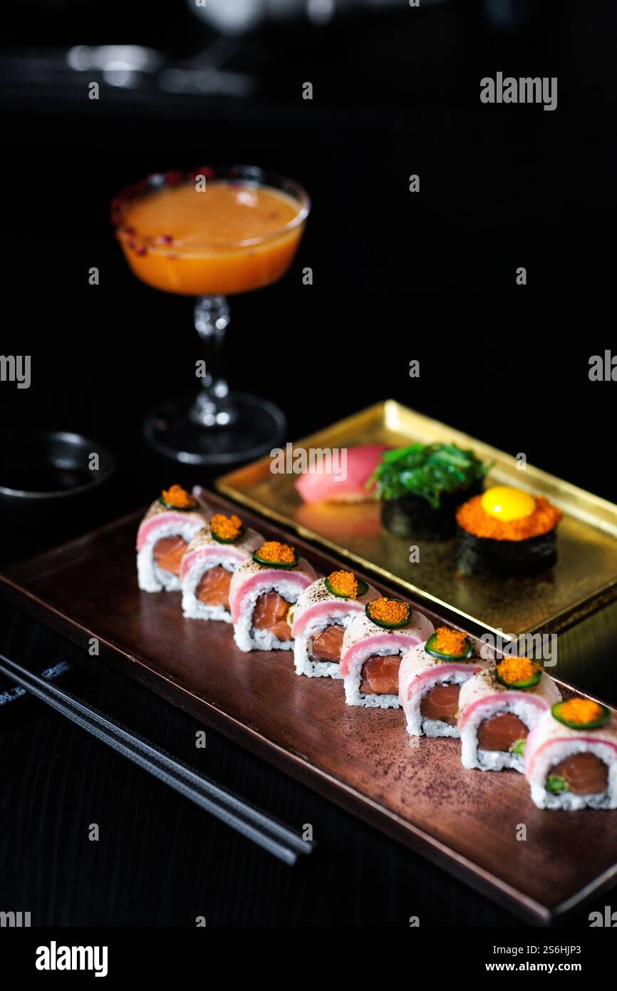 Sushi Restaurant Japan Rolls & Nigiri Stockfoto