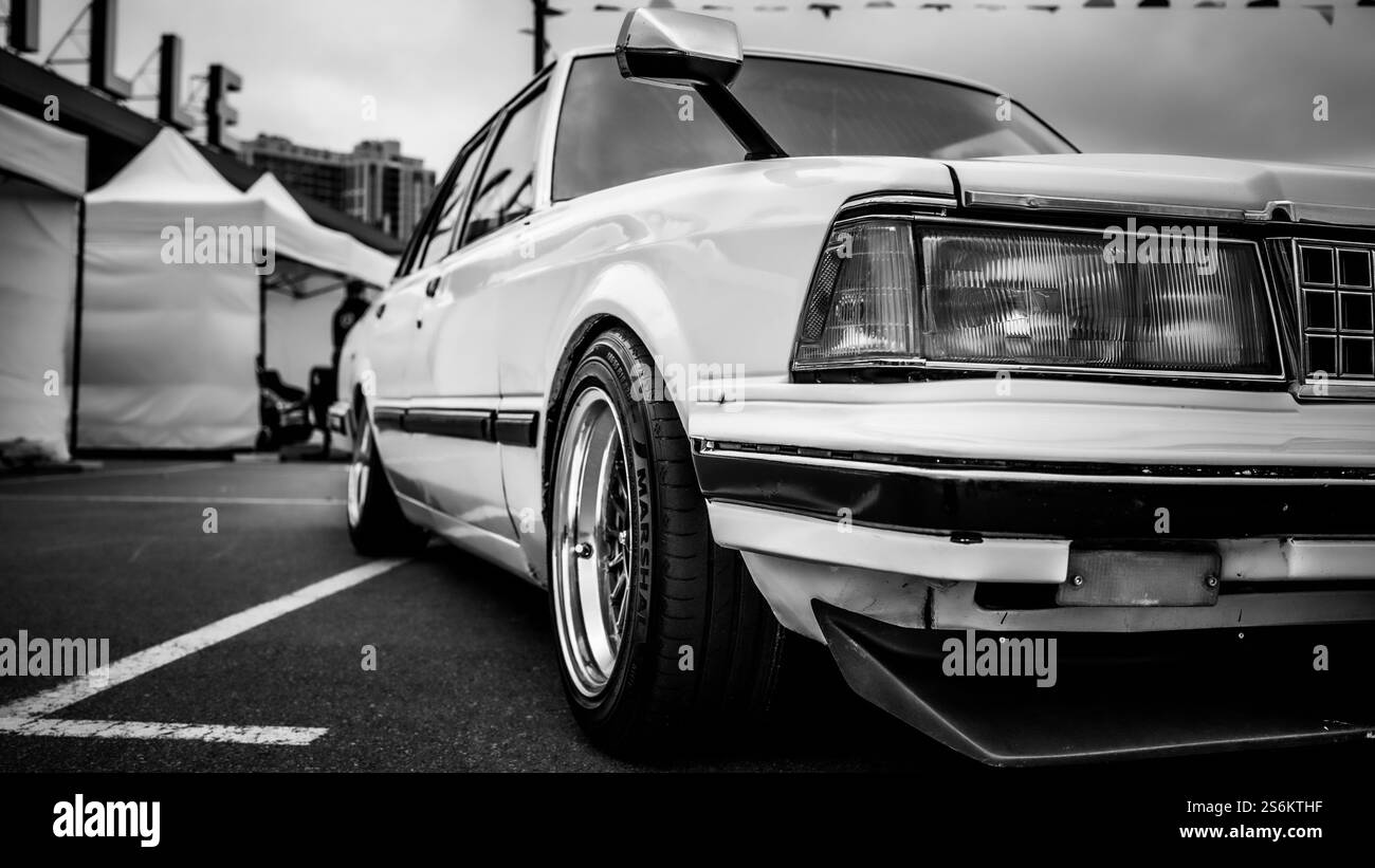KyivCarFest Car Show, Ukraine, Kiew, Einkaufszentrum Retrovyl, 20. Oktober 2023 Stockfoto