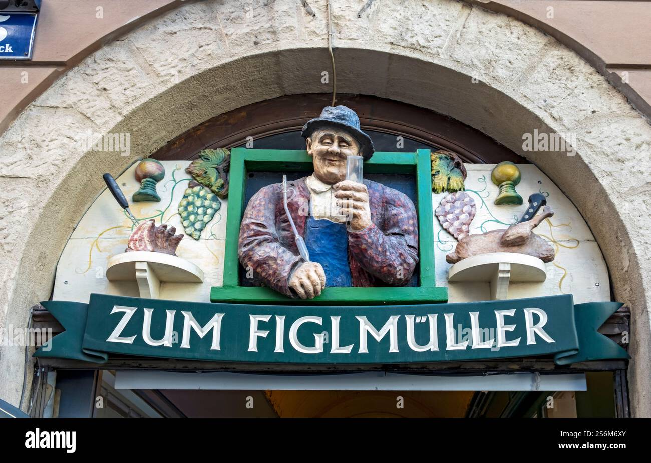 Figlmüller Restaurantschild, Wien, Österreich Stockfoto Figlmüller Restaurantschild, Wien, Österreich Stockfoto