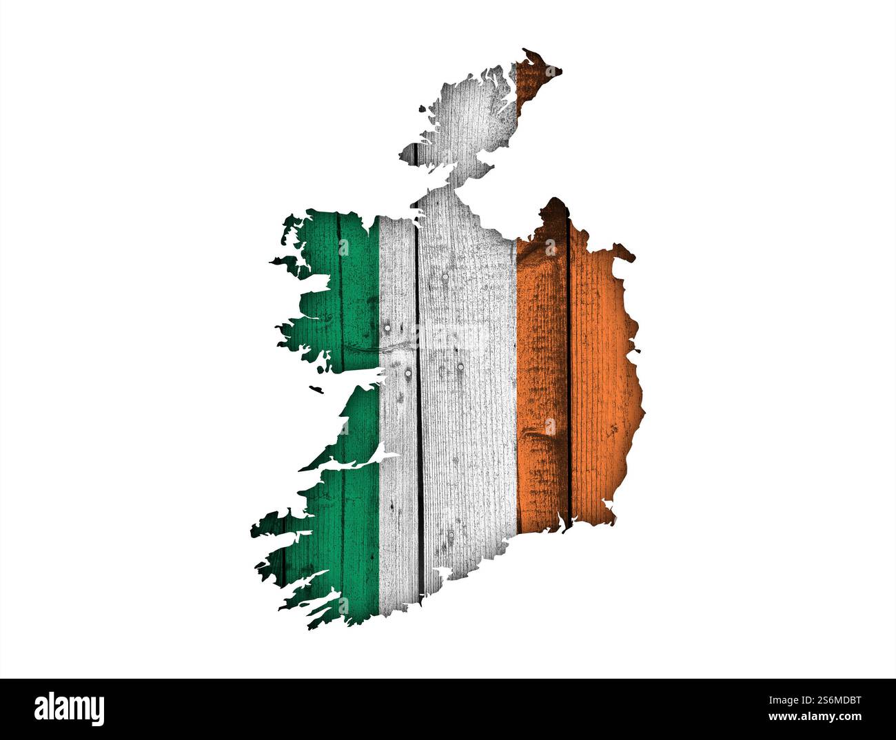 Karte und Flagge von Irland auf verwittertem Holz Stockfoto