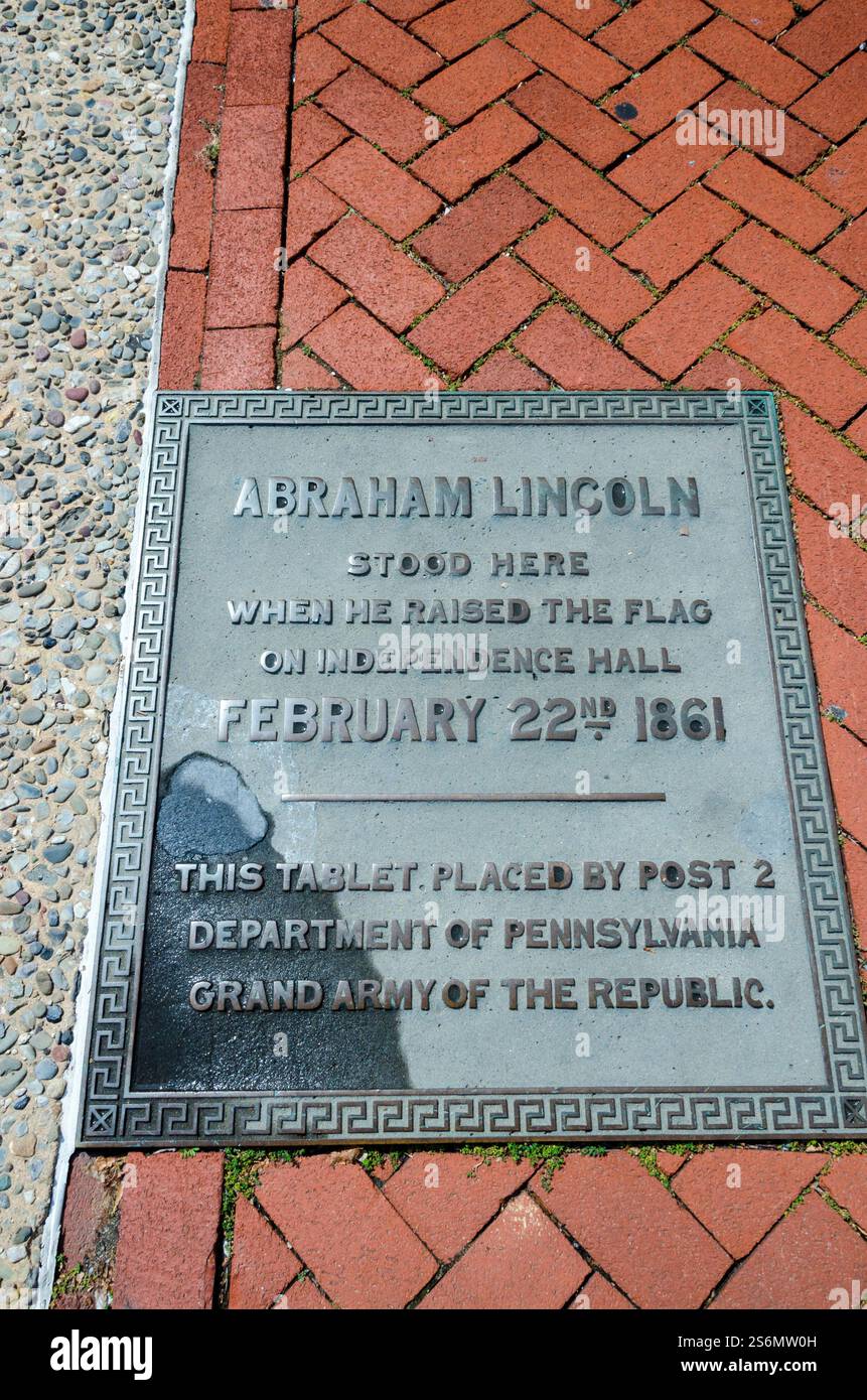 Abraham Lincoln Gedenktafel vor der Independence Hall in Philadelphia Stockfoto